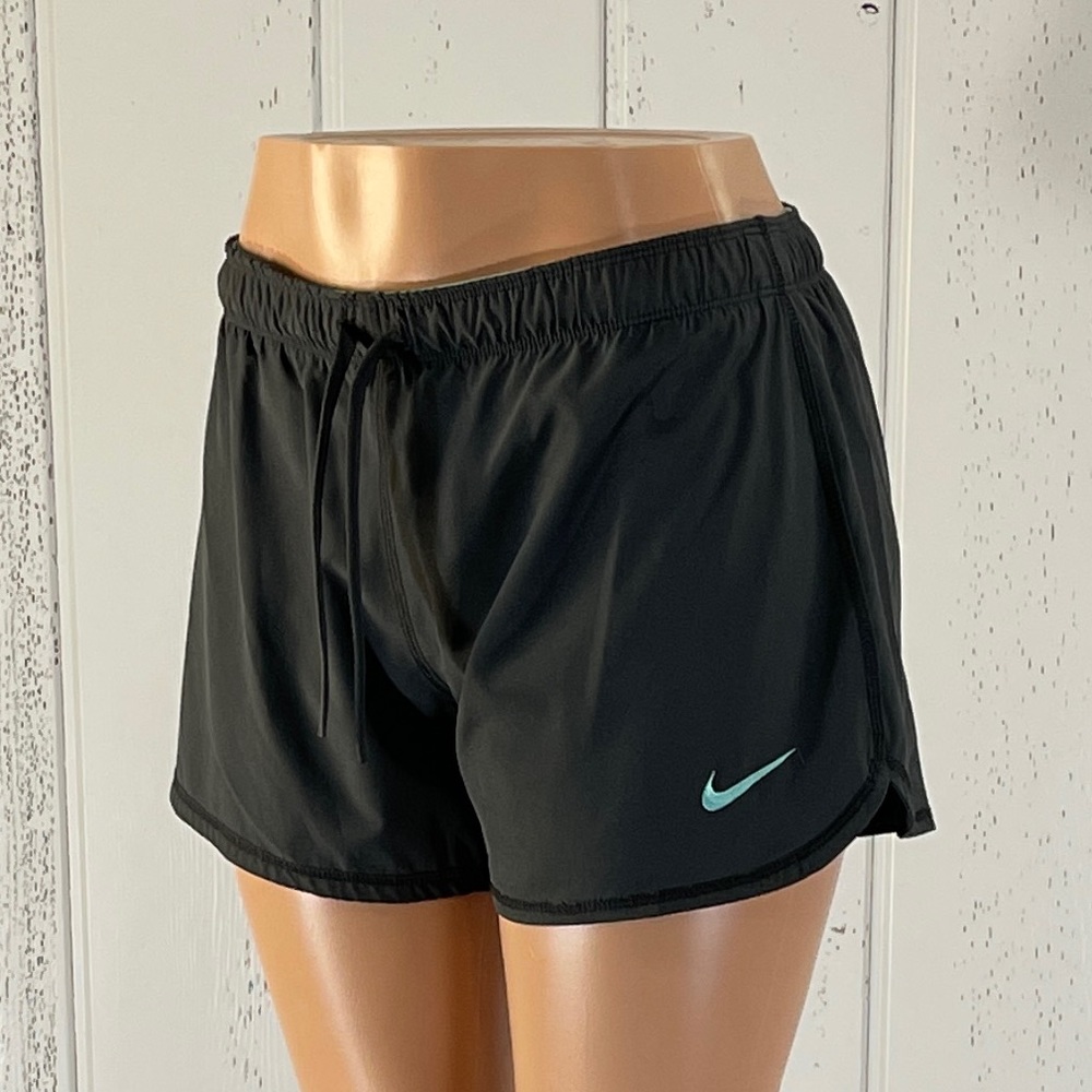 *Nike Women's  Charcoal-Gray Dri-Fit: Athletic Shorts Sz M